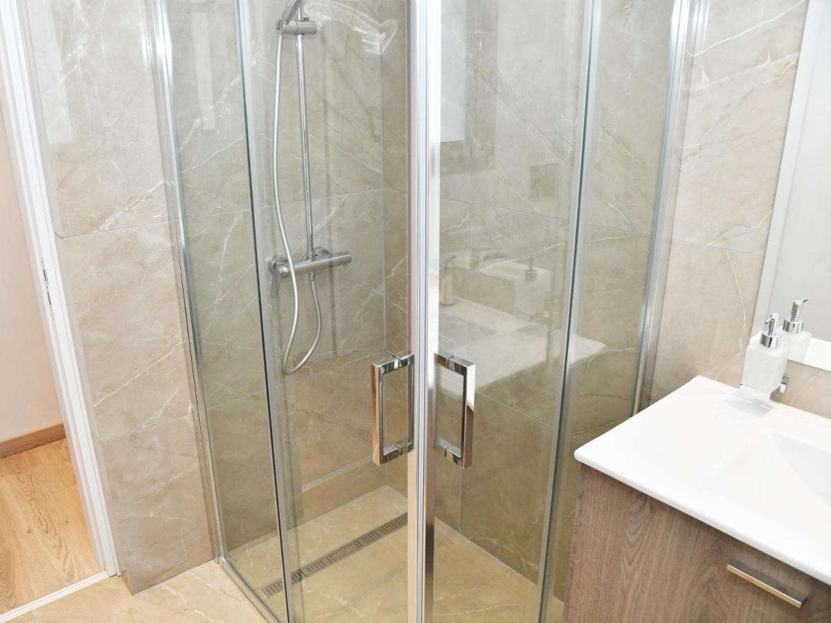 니코시아 Baz Tower 아파트 호텔 외부 사진
